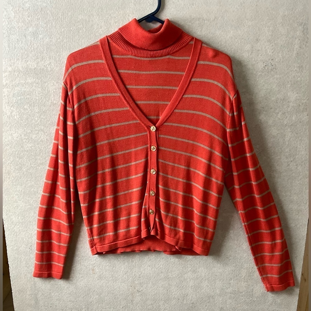 Carlisle sweater set. 100% silk. Two piece set. Size L.